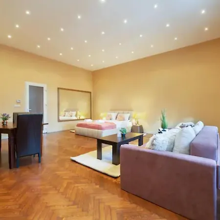 Central Park Residence Old Town *