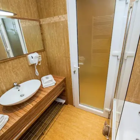 Апартаменти Central Park Residence Old Town *